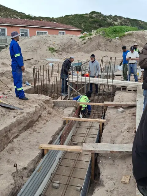 Masjid construction progress, photo 13