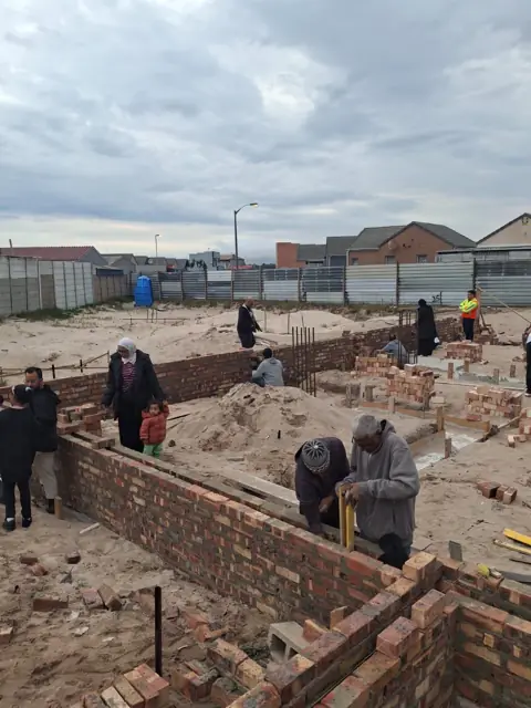 Masjid construction progress, photo 1