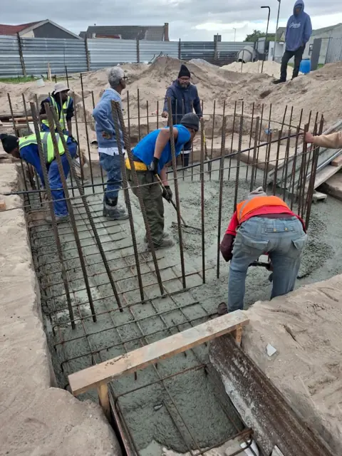 Masjid construction progress, photo 7